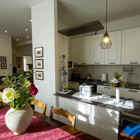 Apartment In Mons Iunonis