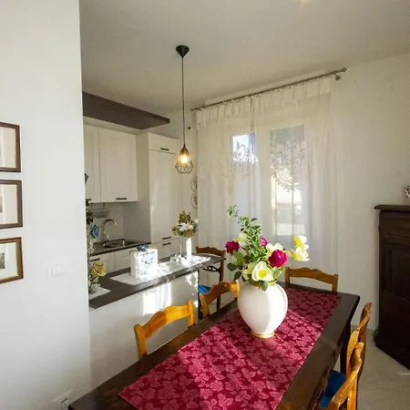 In Mons Iunonis Apartment